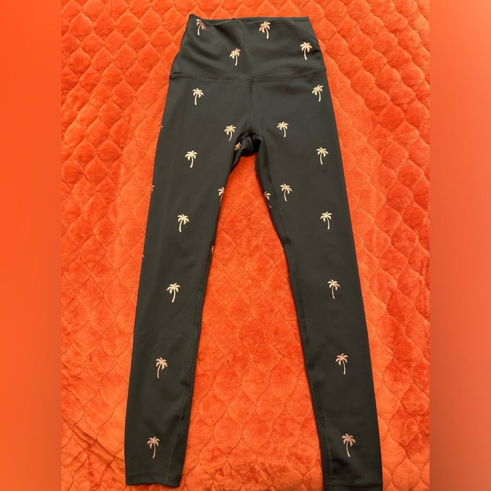 WILDFOX xs green palm tree leggings